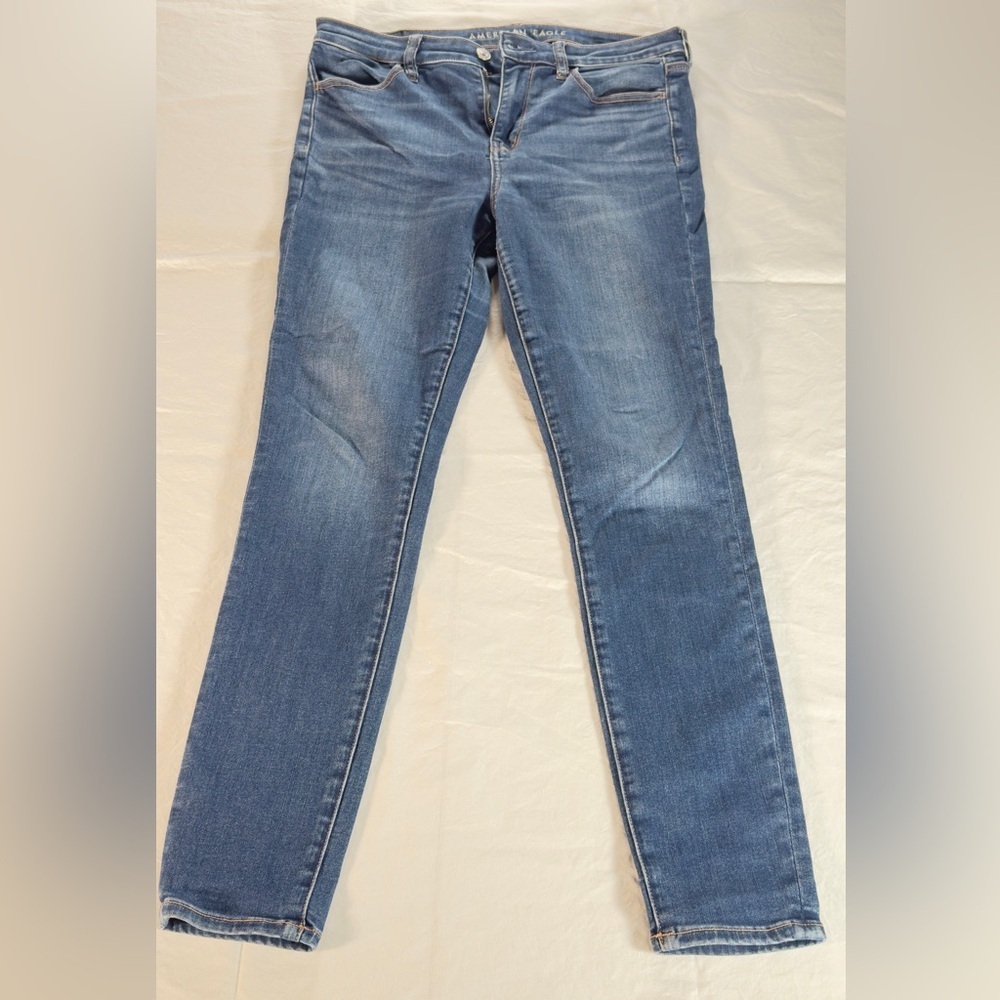 American Eagle Hi-rise Classic Women's Blue Slim Jegging Jeans size 10